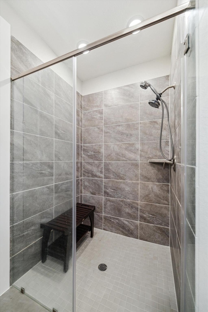21902 Lake Whitney Court - Photo 15