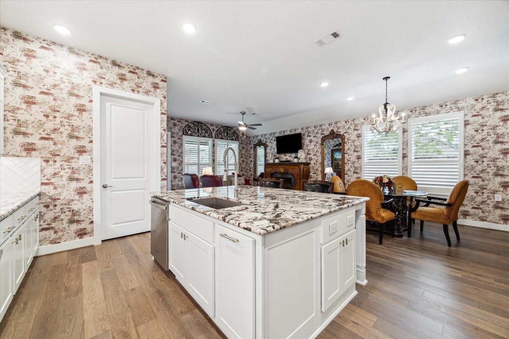21902 Lake Whitney Court - Photo 10