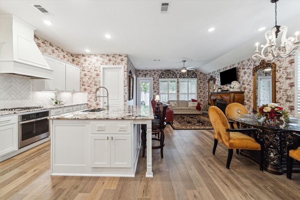 21902 Lake Whitney Court - Photo 9