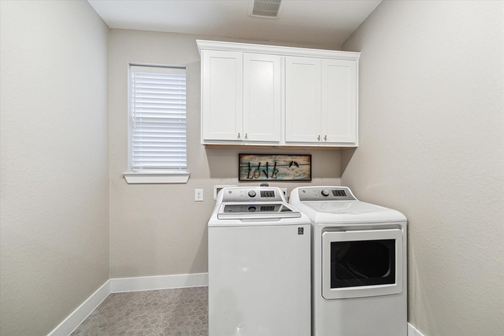 21902 Lake Whitney Court - Photo 17
