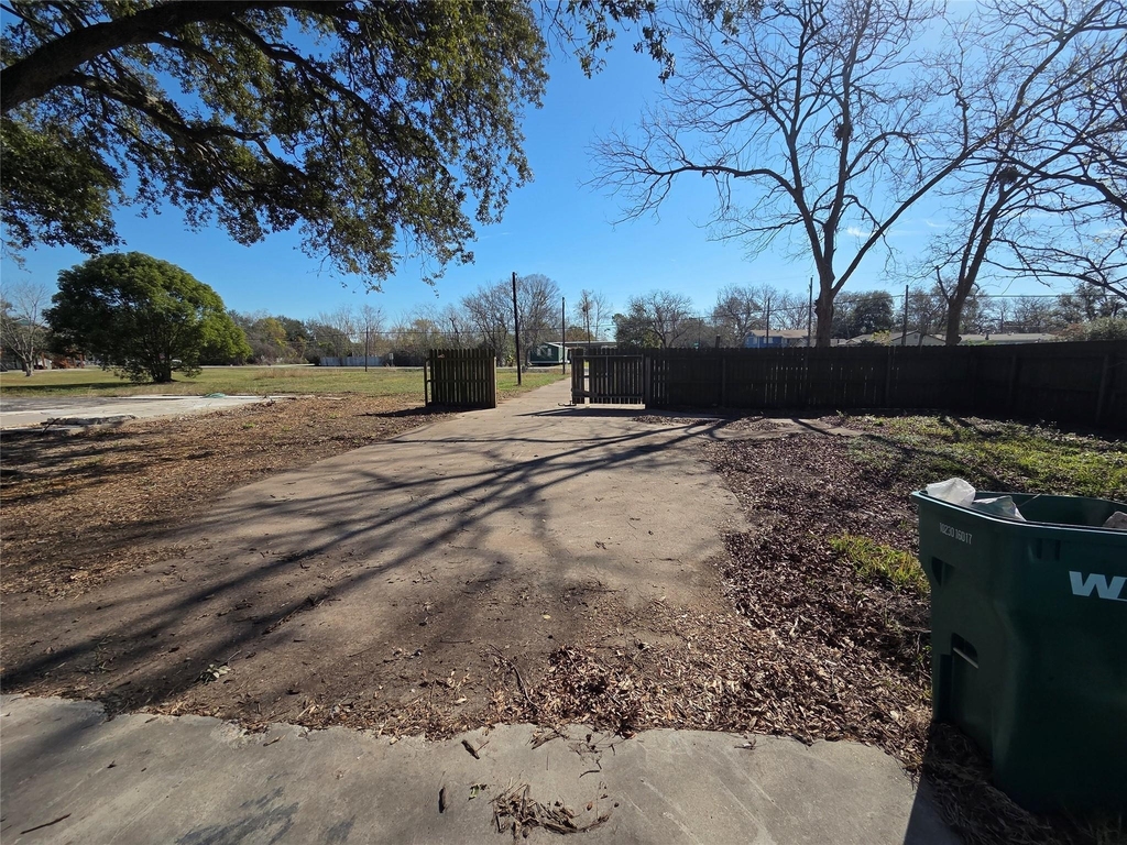 414 Gordy Road - Photo 2