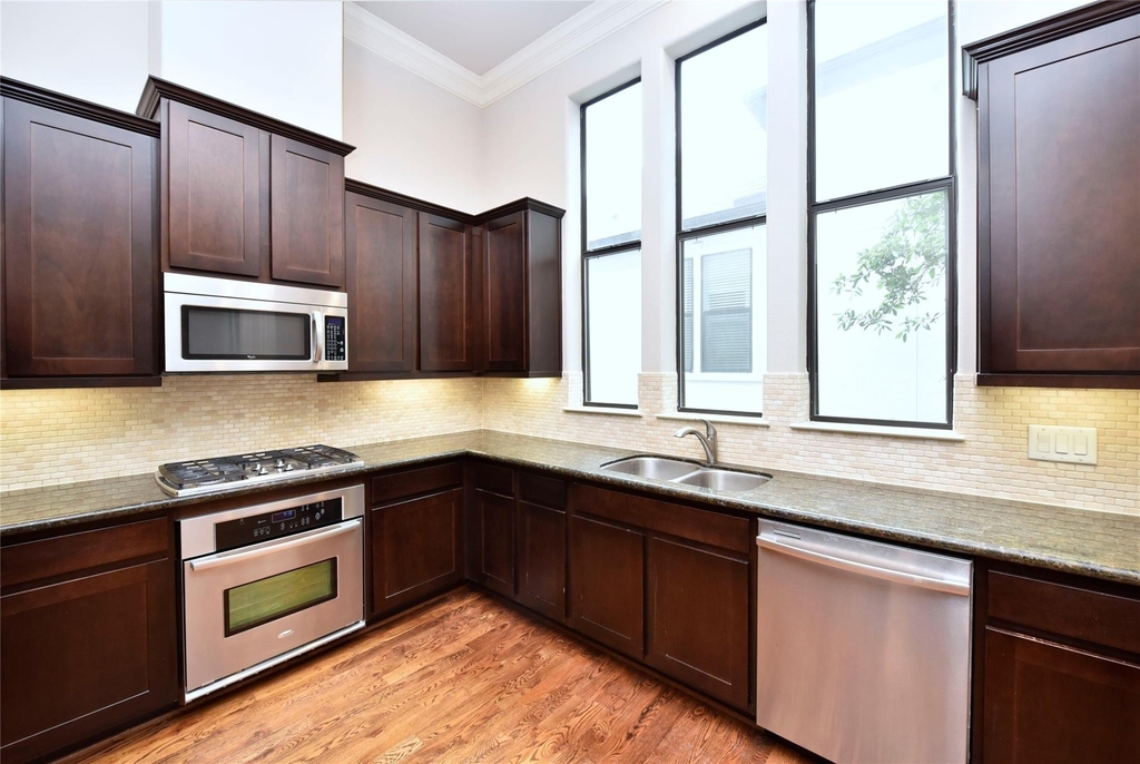 5813a Kiam Street - Photo 21
