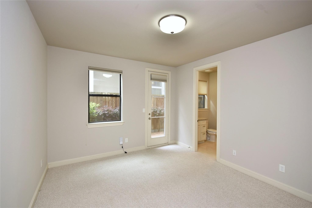 5813a Kiam Street - Photo 8