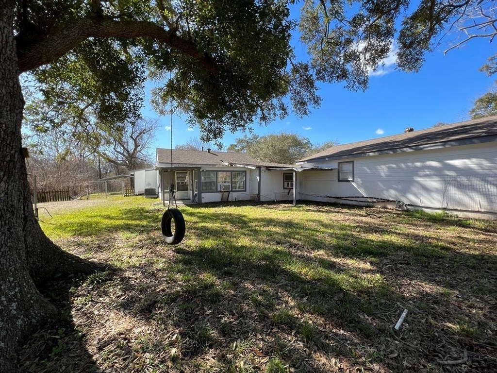 1272 Pecan Street - Photo 16