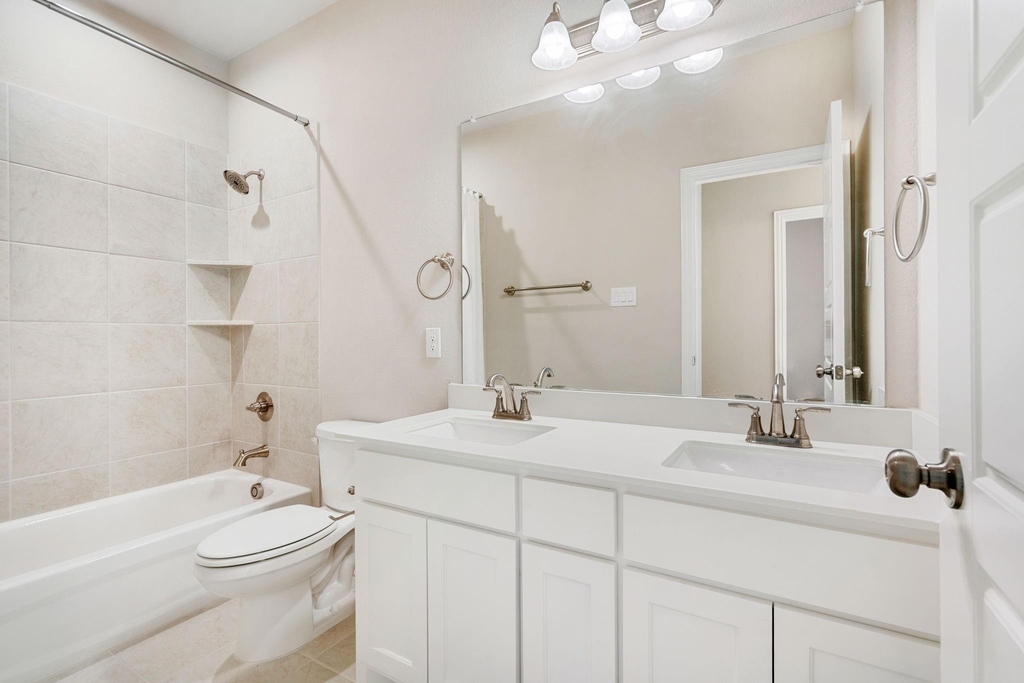 2041 Layla Drive - Photo 15