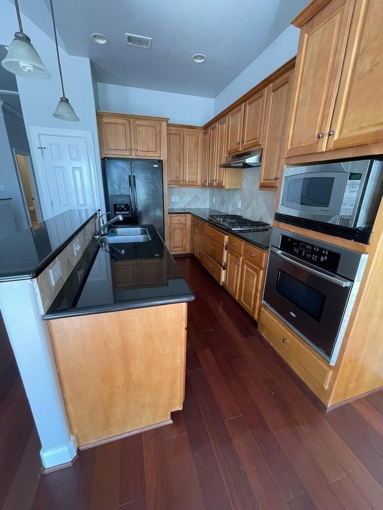 2605 Almeda Forest Court - Photo 4