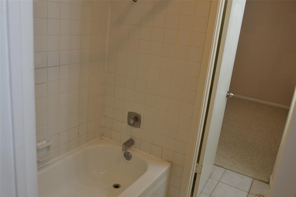 6111 Beverly Hill Street - Photo 18