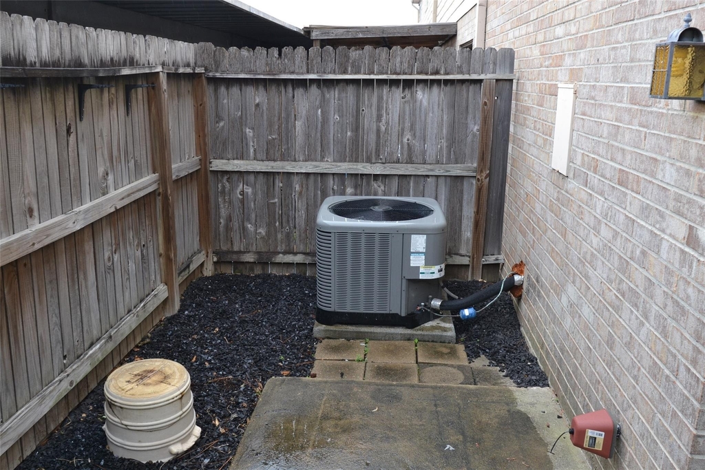 6111 Beverly Hill Street - Photo 27
