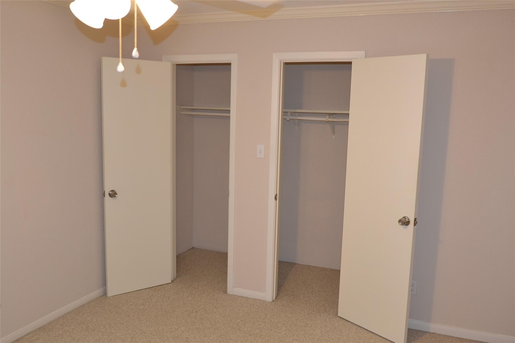 6111 Beverly Hill Street - Photo 9