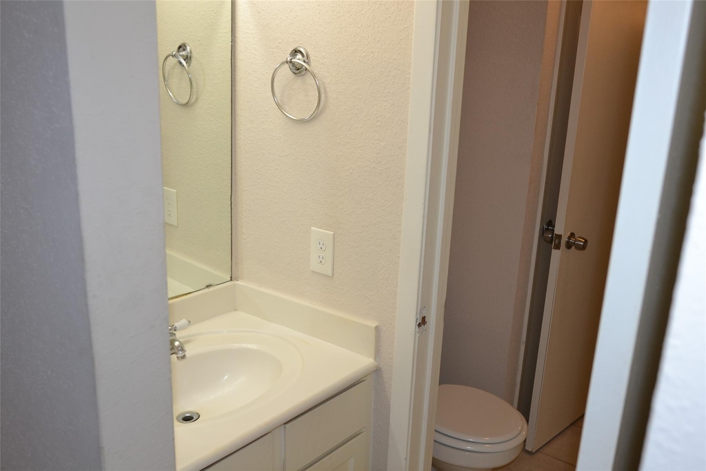 6111 Beverly Hill Street - Photo 15