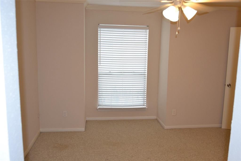 6111 Beverly Hill Street - Photo 11