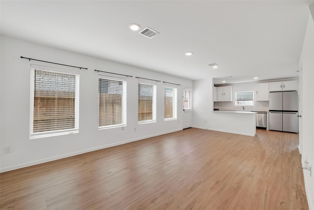 3039 Ash Ray Drive - Photo 8
