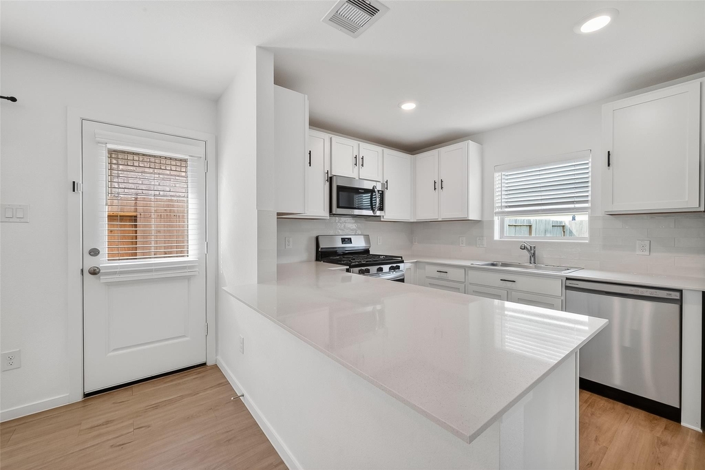 3039 Ash Ray Drive - Photo 11