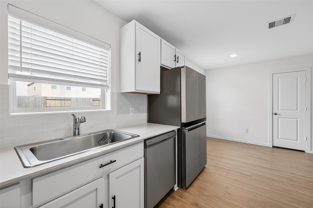 3039 Ash Ray Drive - Photo 17