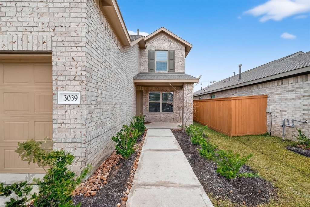 3039 Ash Ray Drive - Photo 4