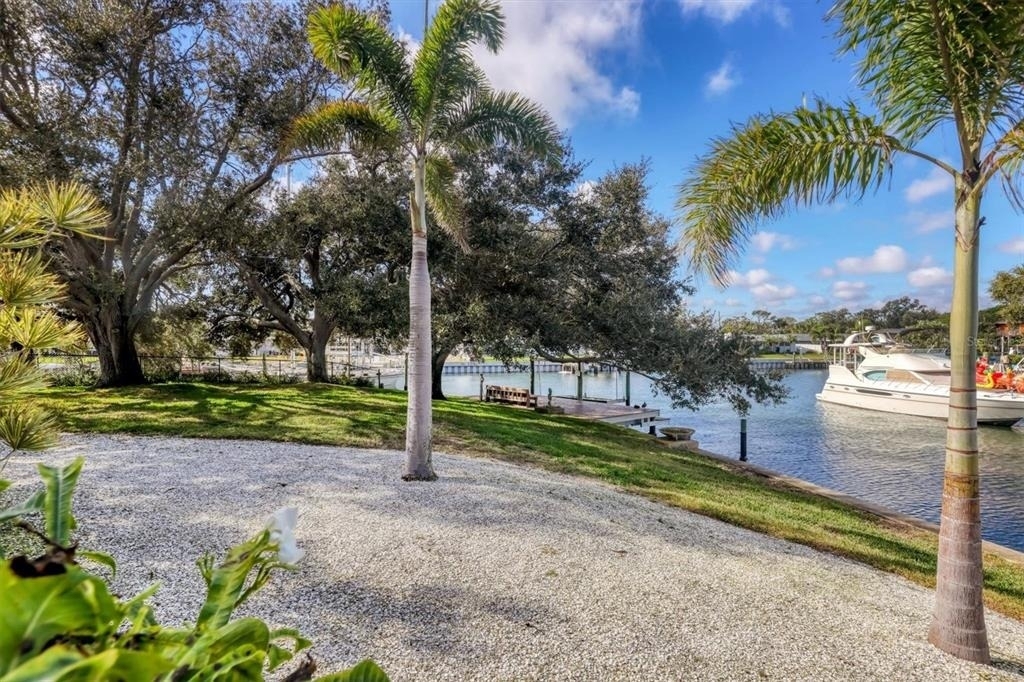 3601 Coquina Key Drive Se - Photo 48