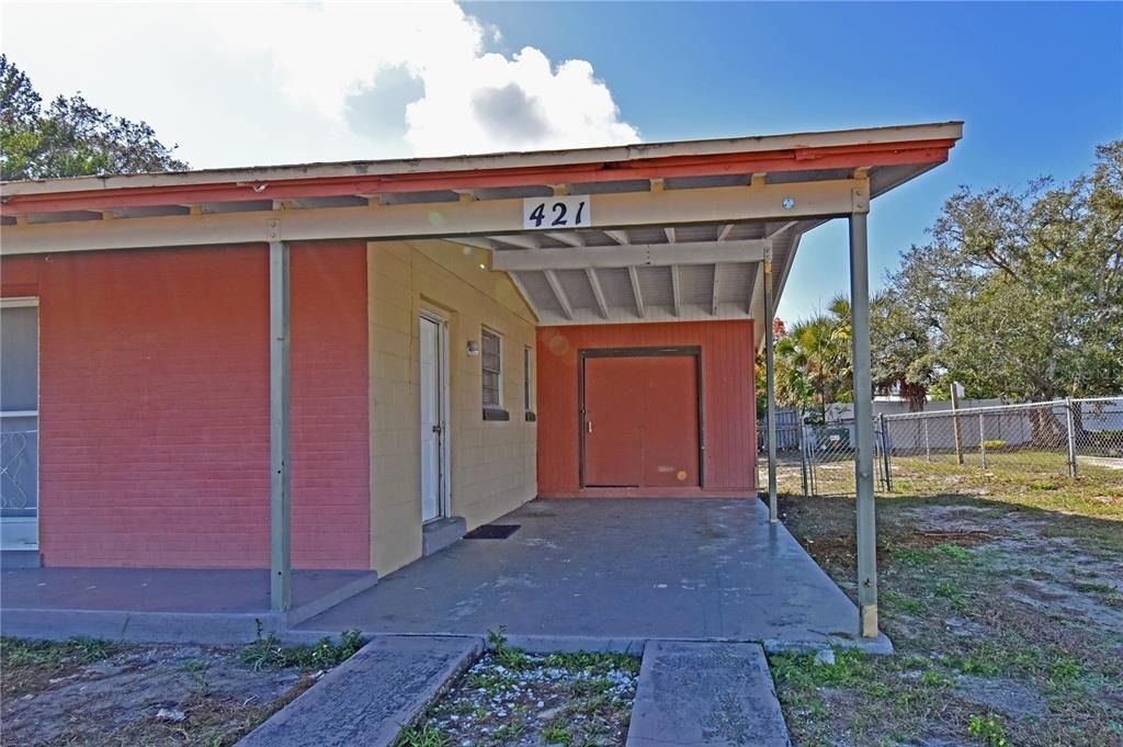 421 Briarwood Lane - Photo 3