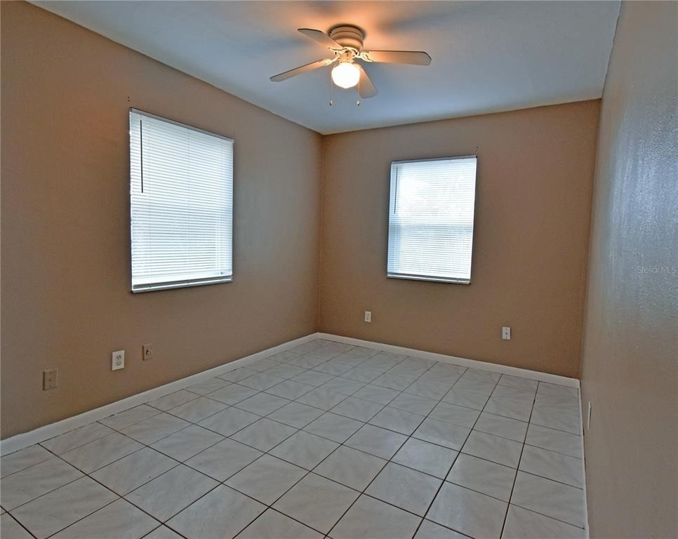 421 Briarwood Lane - Photo 9