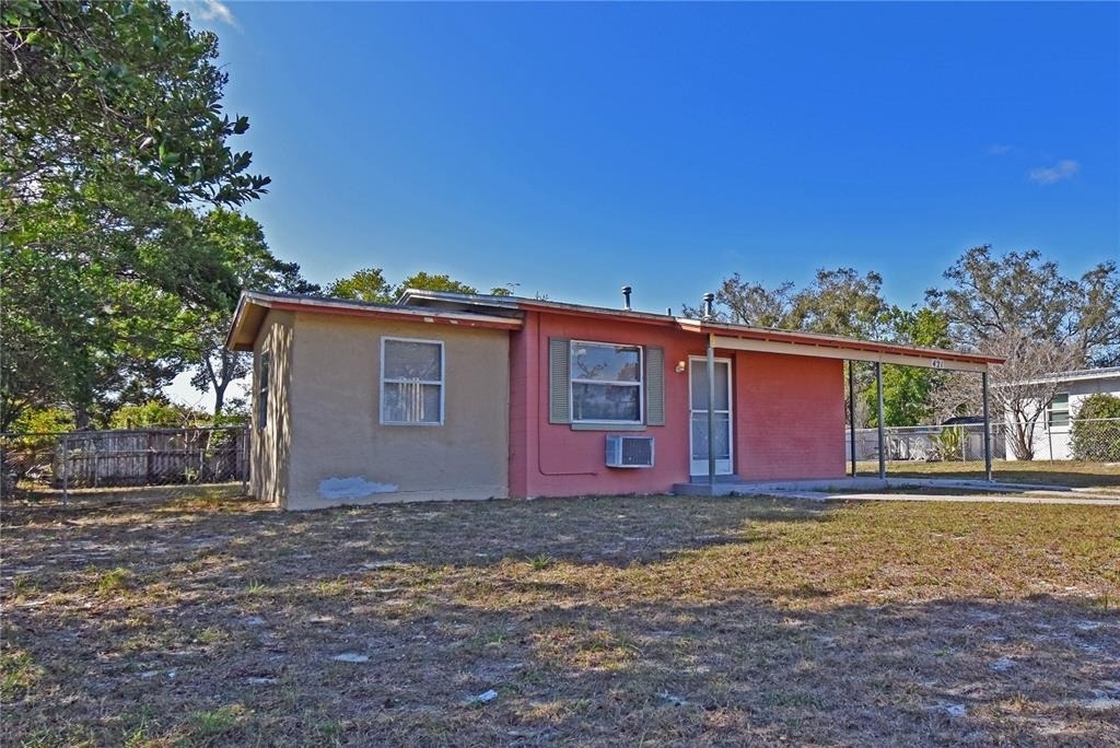 421 Briarwood Lane - Photo 2