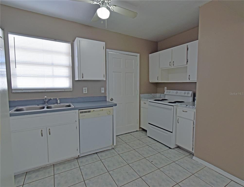 421 Briarwood Lane - Photo 7