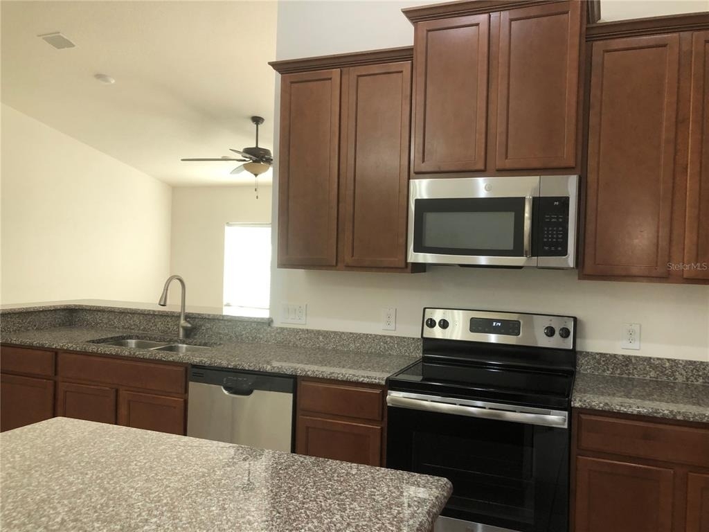 3211 Silver Fin Way - Photo 4