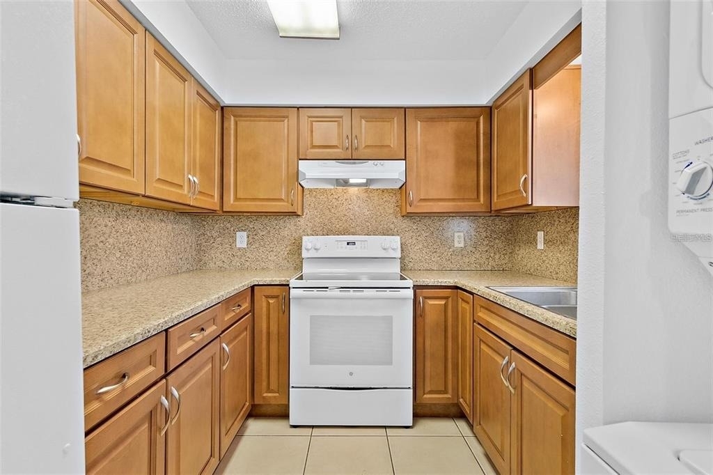 2258 S Daytona Avenue - Photo 7