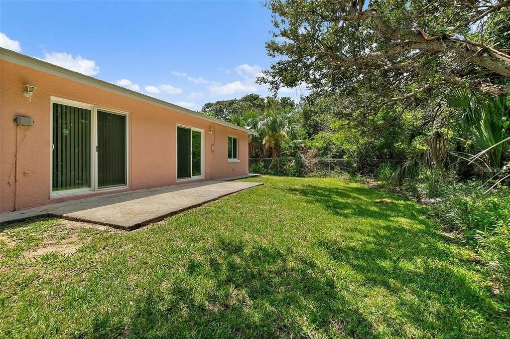 2258 S Daytona Avenue - Photo 18