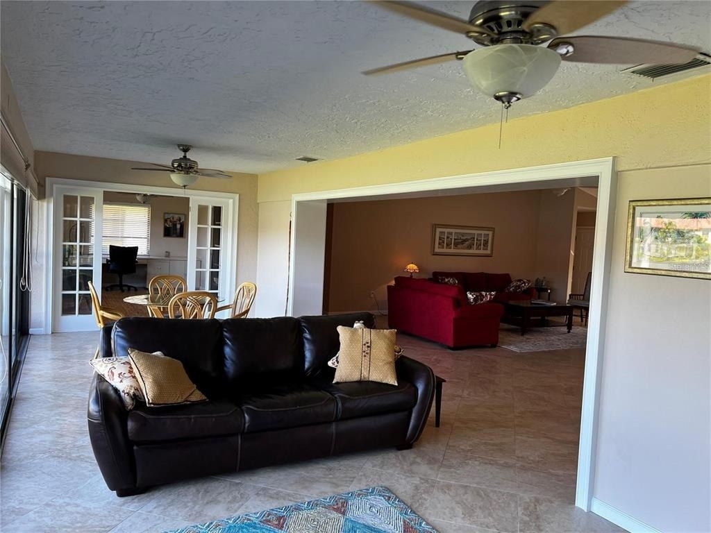 5581 Golf Pointe Drive - Photo 12