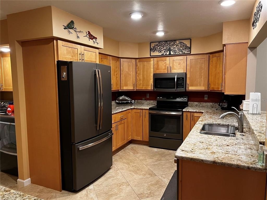 5581 Golf Pointe Drive - Photo 6