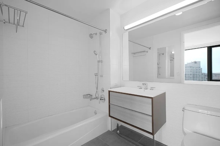 10 City Point - Photo 5