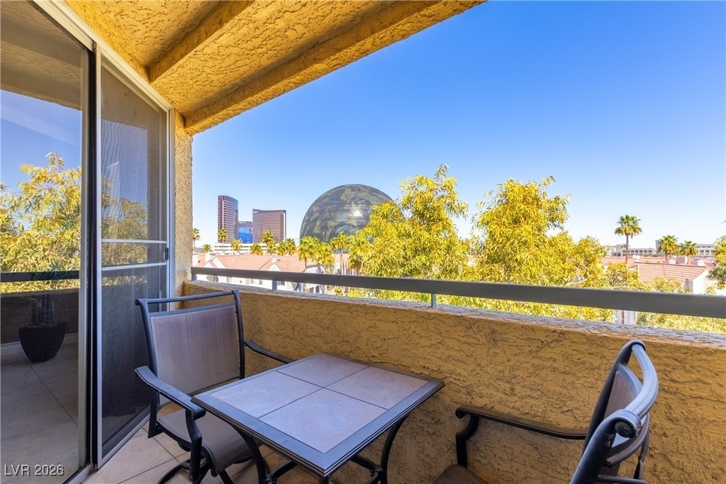 210 E Flamingo Road - Photo 22