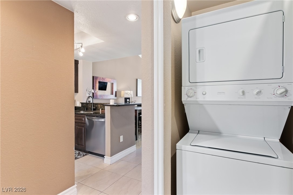210 E Flamingo Road - Photo 16