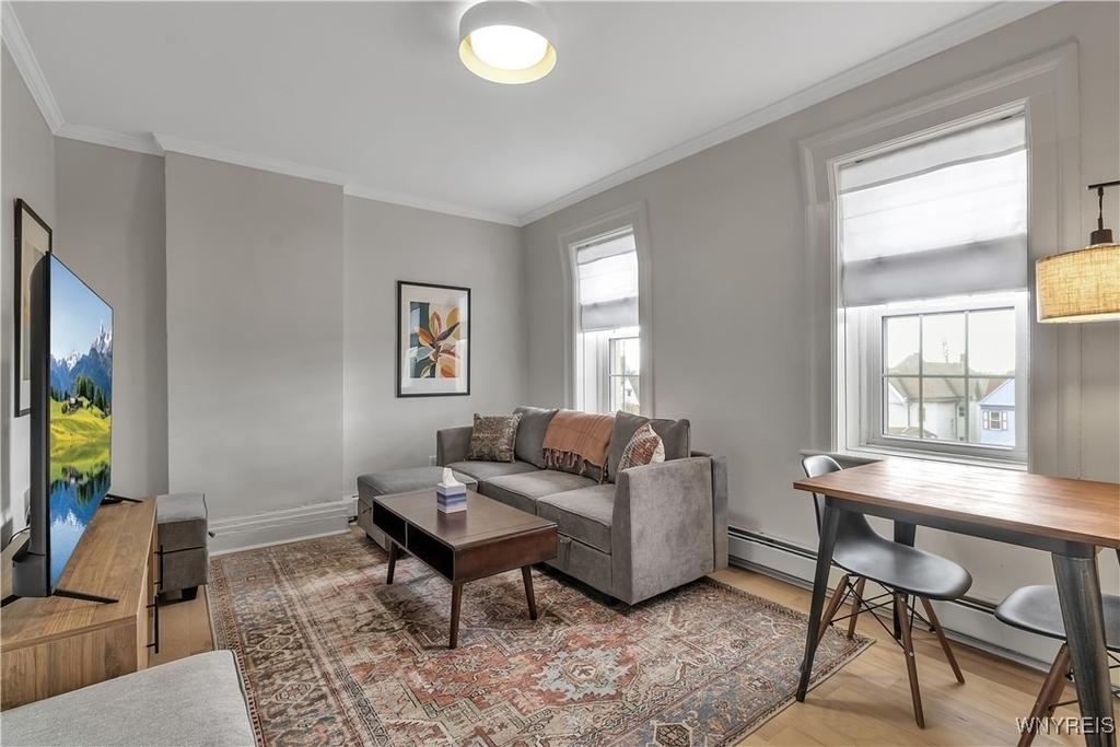 617 Niagara Street - Photo 5