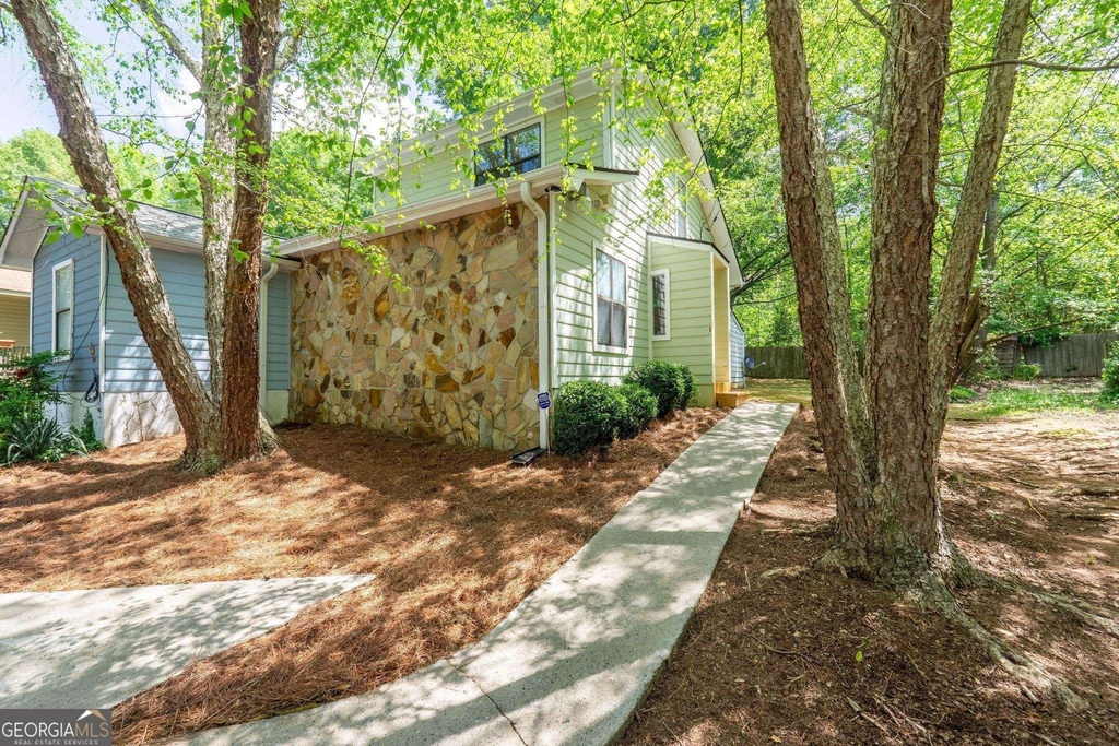 933 Ohara Drive - Photo 3