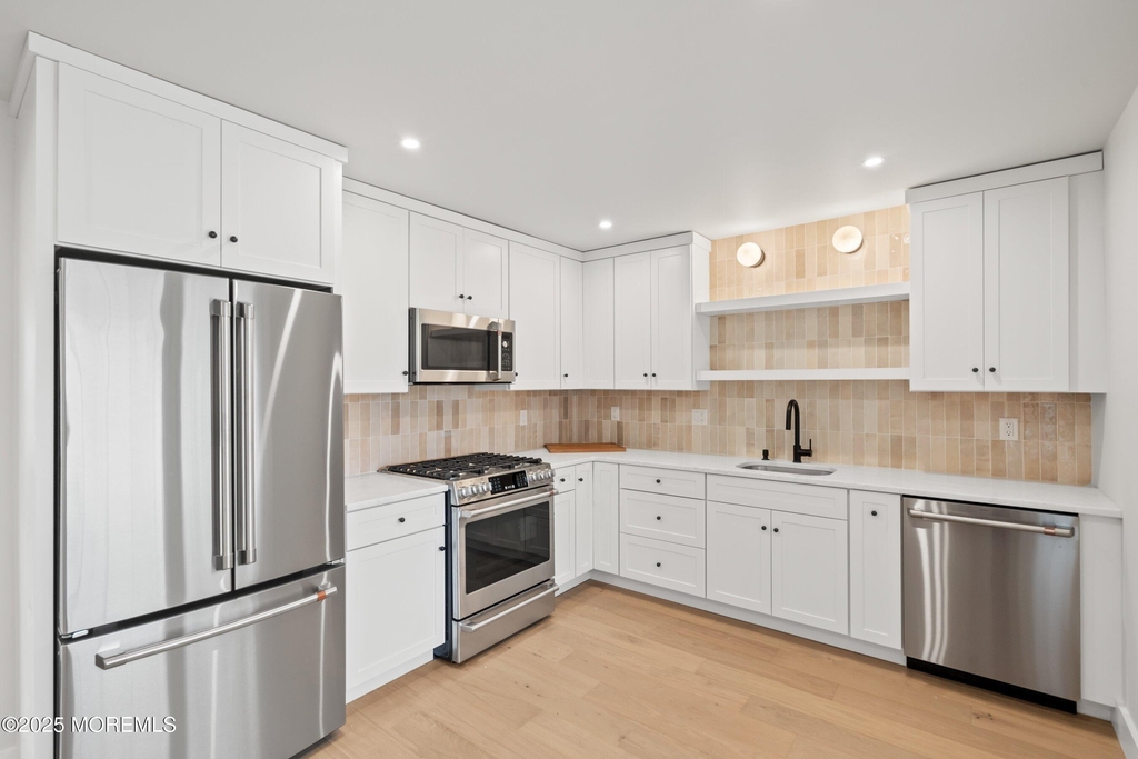 75 Grand Central Avenue - Photo 14