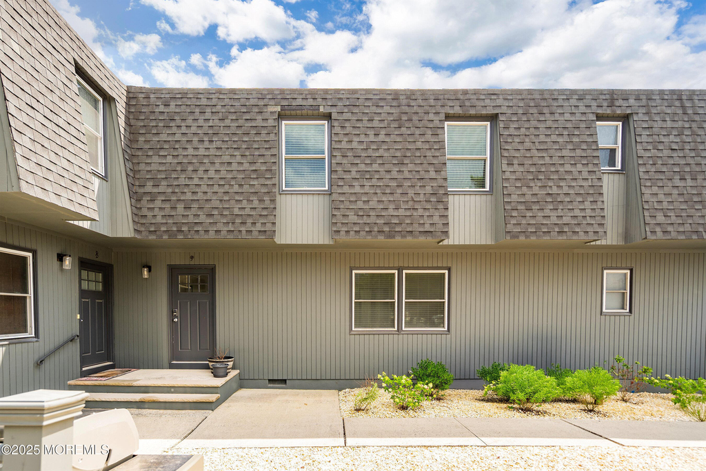 75 Grand Central Avenue - Photo 2