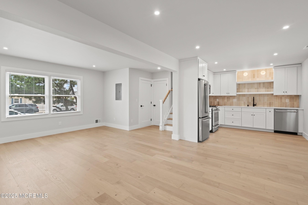 75 Grand Central Avenue - Photo 9
