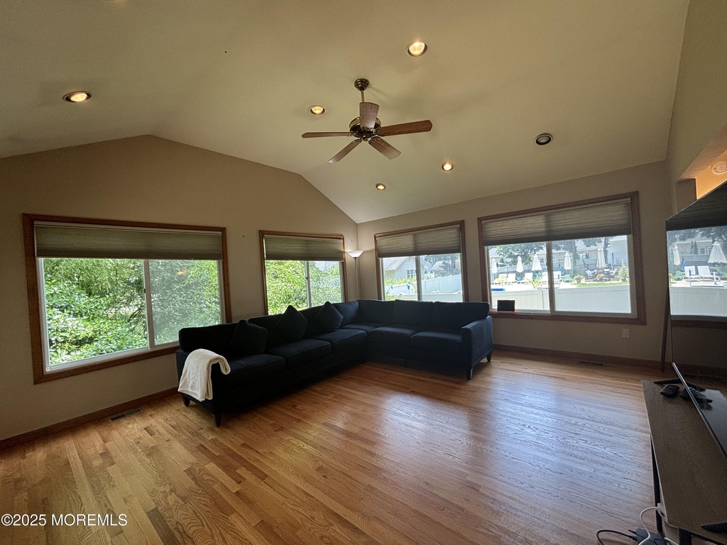 187 Elmwood Road - Photo 10