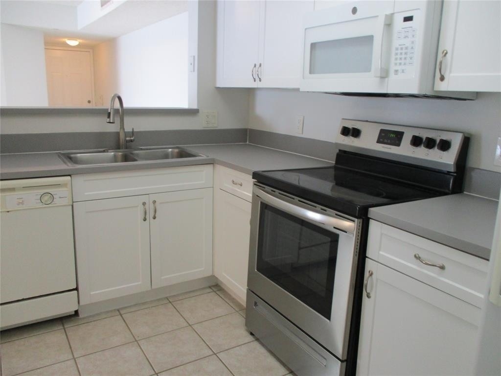 5045 Wiles Road - Photo 2