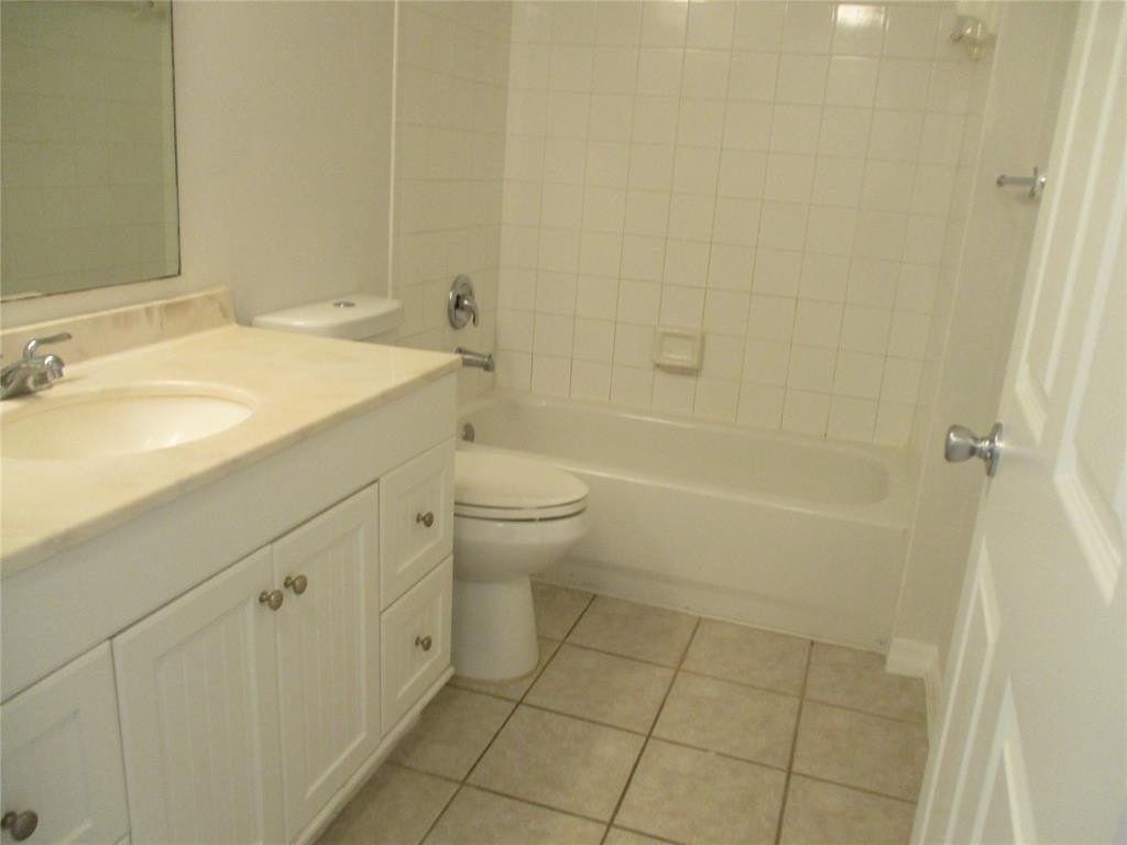 5045 Wiles Road - Photo 15