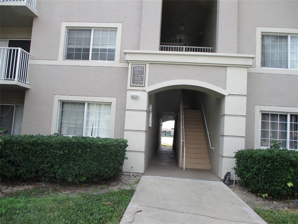 5045 Wiles Road - Photo 23