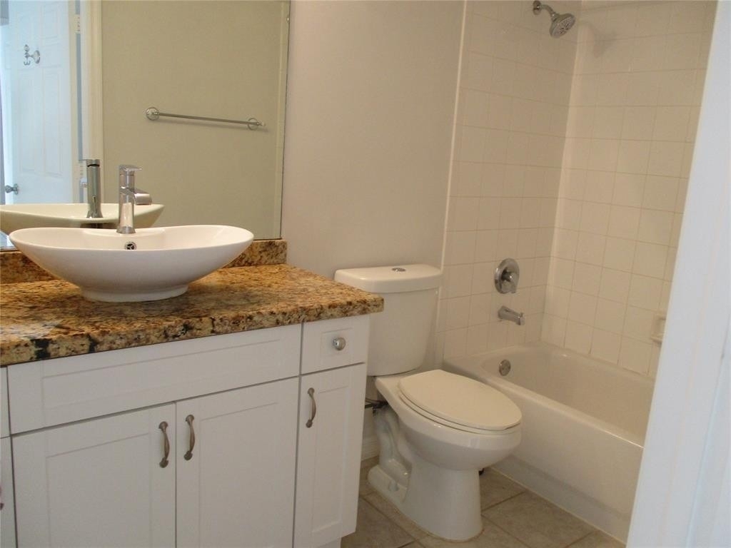5045 Wiles Road - Photo 10