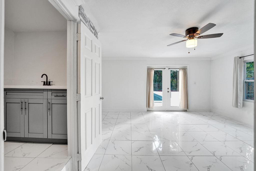 1836 Sw 9th Avenue - Photo 24