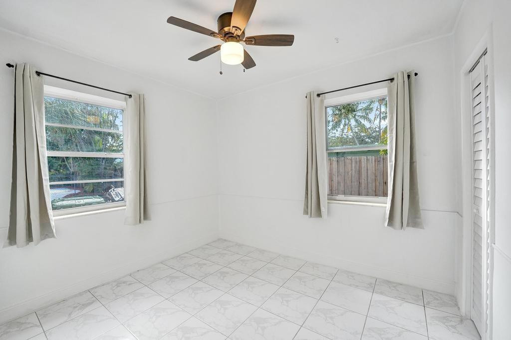 1836 Sw 9th Avenue - Photo 38