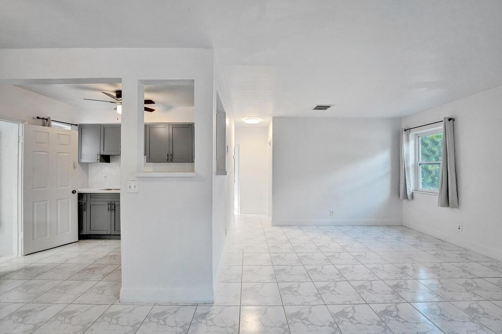 1836 Sw 9th Avenue - Photo 9