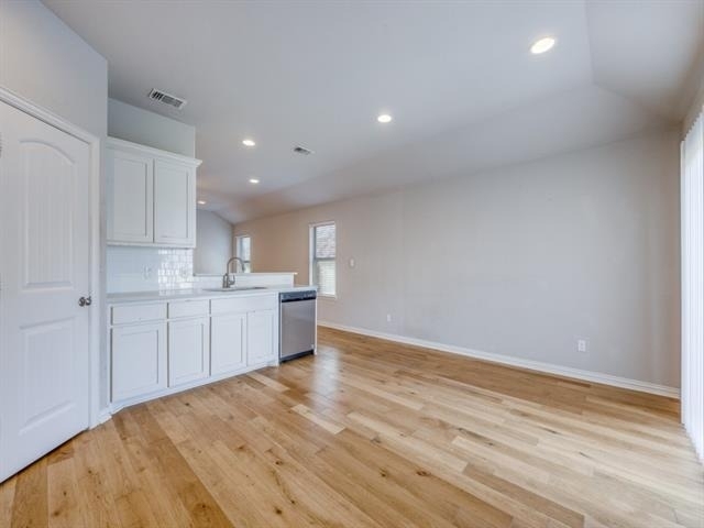 3715 Brookstone Drive - Photo 3