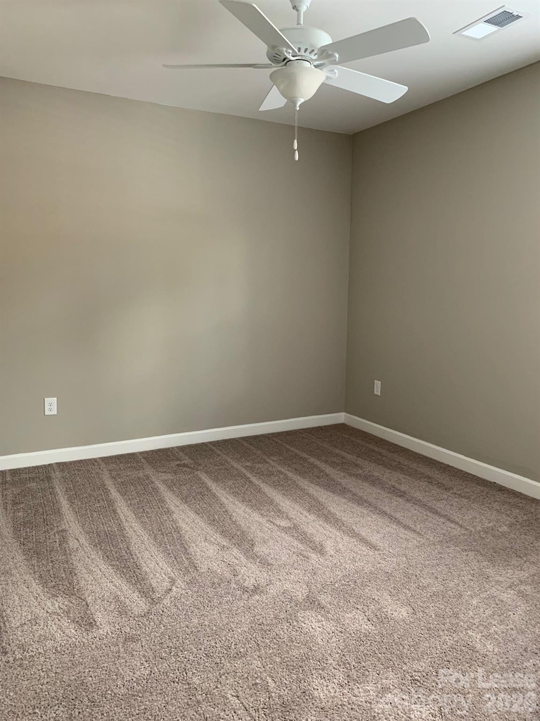 50 Riverside Drive - Photo 10