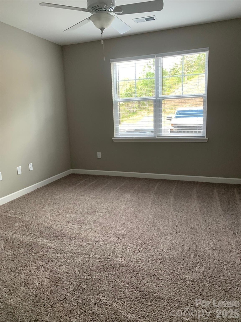 50 Riverside Drive - Photo 9