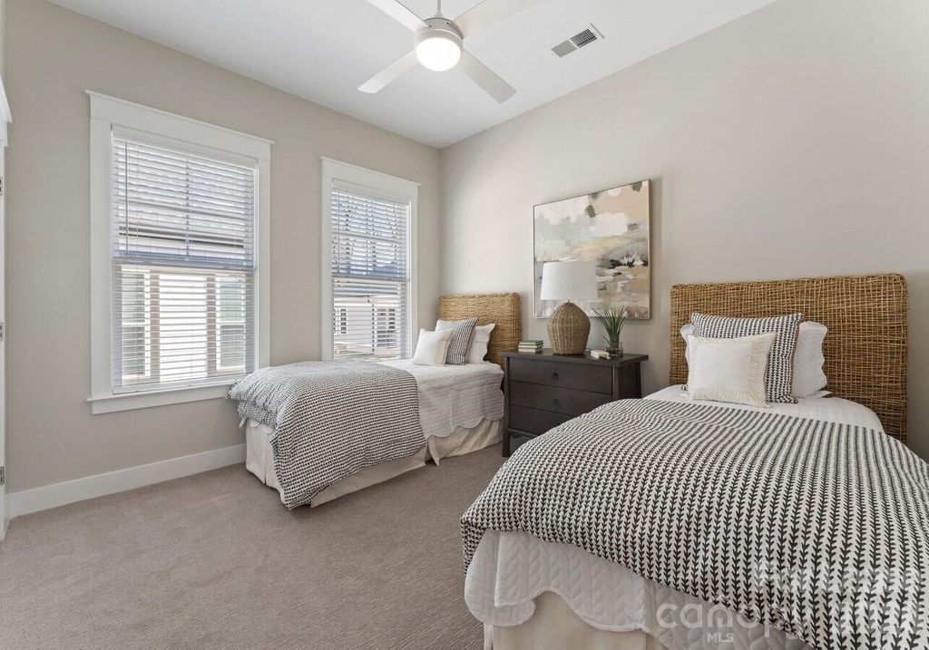 1241 Columbia Circle - Photo 14