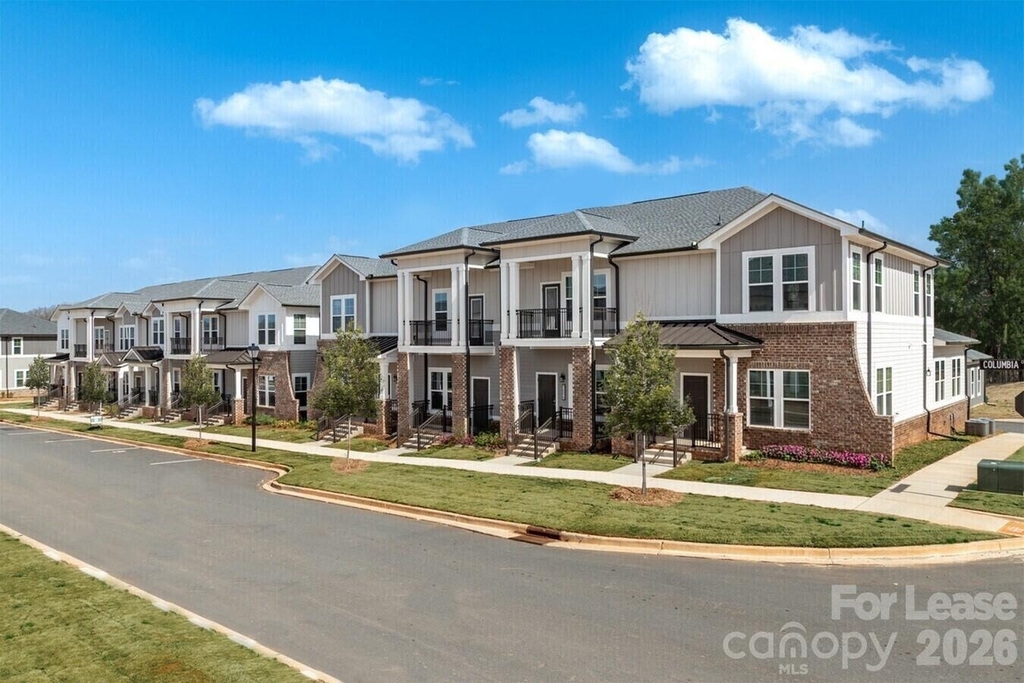 1241 Columbia Circle - Photo 26